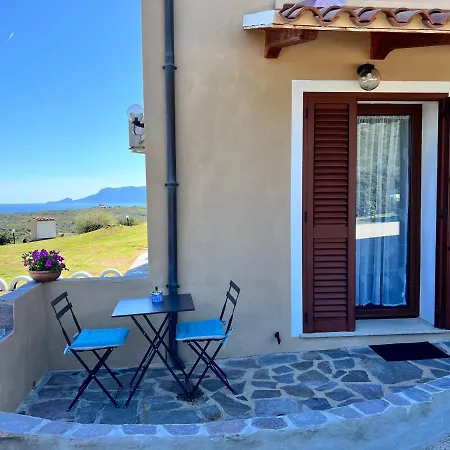 Casa Edera Holiday home *