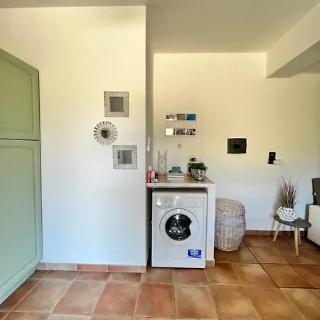 Casa Edera أولبيا